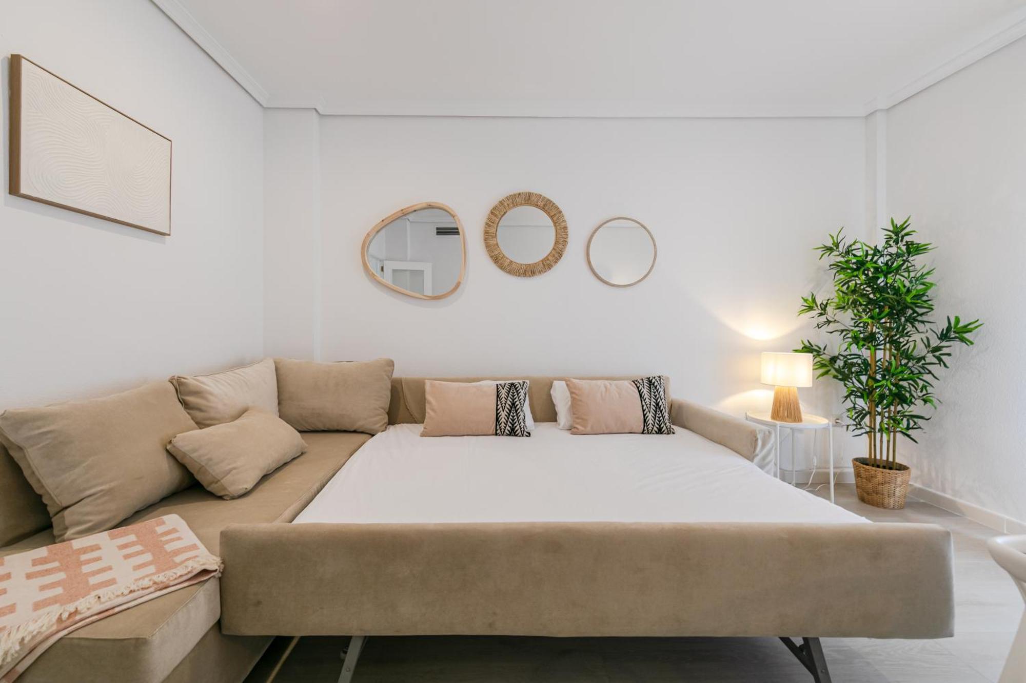 סביליה Isg Apartments Becquer Free Parking Inside The Building מראה חיצוני תמונה