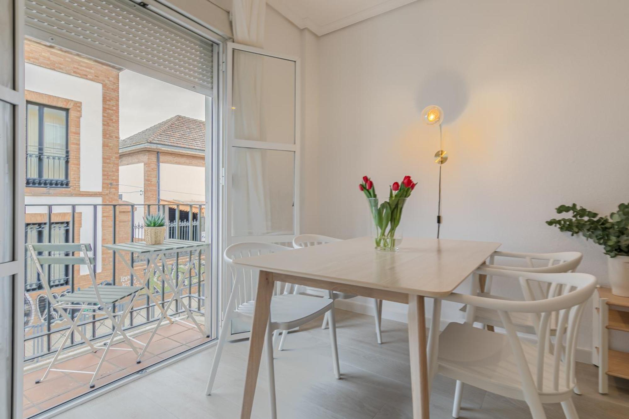סביליה Isg Apartments Becquer Free Parking Inside The Building מראה חיצוני תמונה