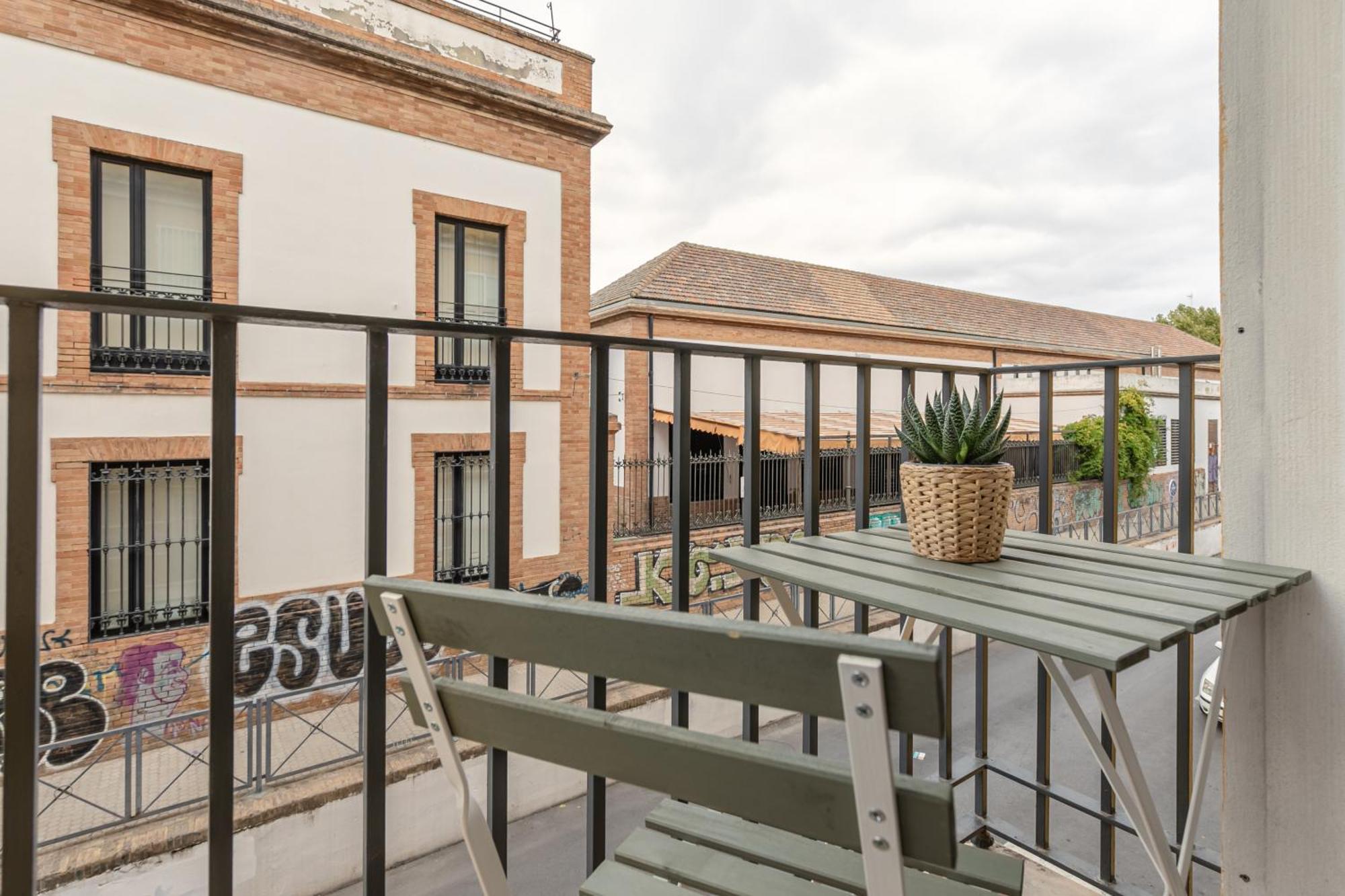 סביליה Isg Apartments Becquer Free Parking Inside The Building מראה חיצוני תמונה